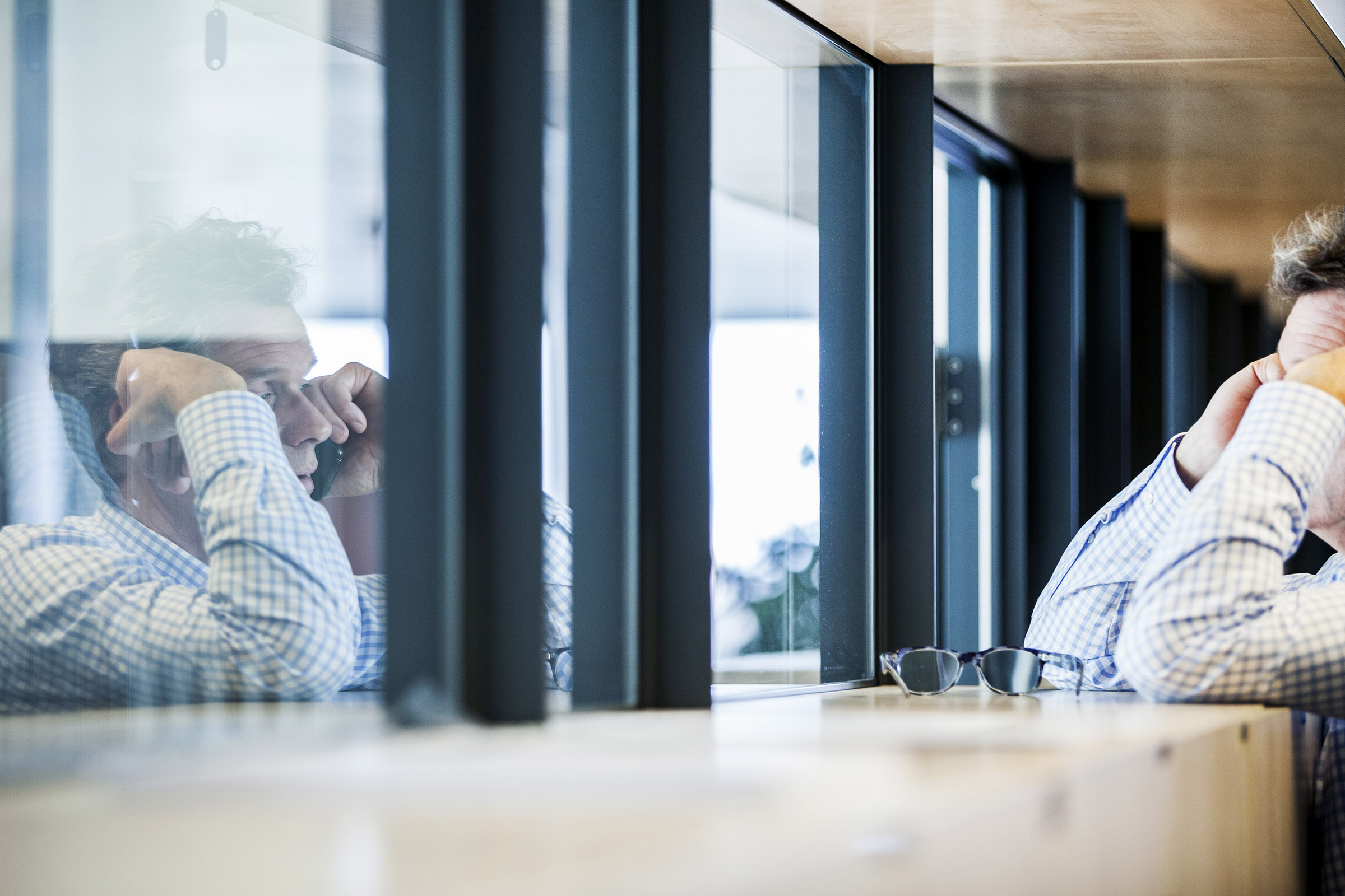 Man belt over concerncontrol inrichting organisatie